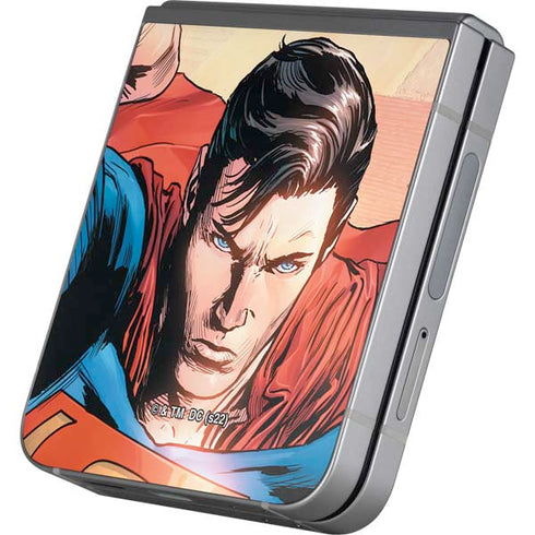 DC Comics Superman Flying Pose Action Comics #957 Art by Patch Zircher Galaxy Z Flip6 Skin